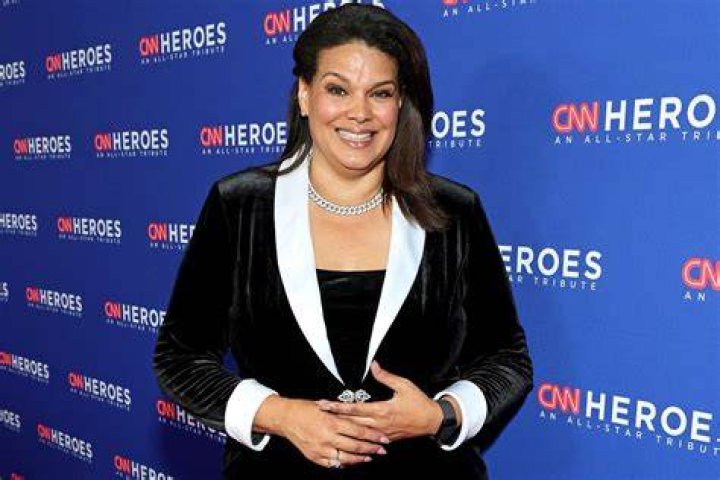 She Reveals Cancer Diagnosis – Hollywood Life