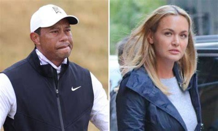 She Wants A Ring – Hollywood Life