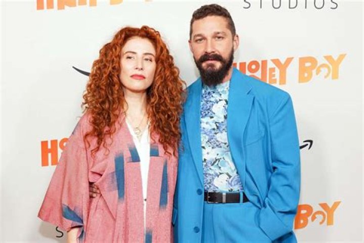 Shia LaBeouf In ‘Honey Boy’ Trailer Is Unrecognizable — Watch – Hollywood Life