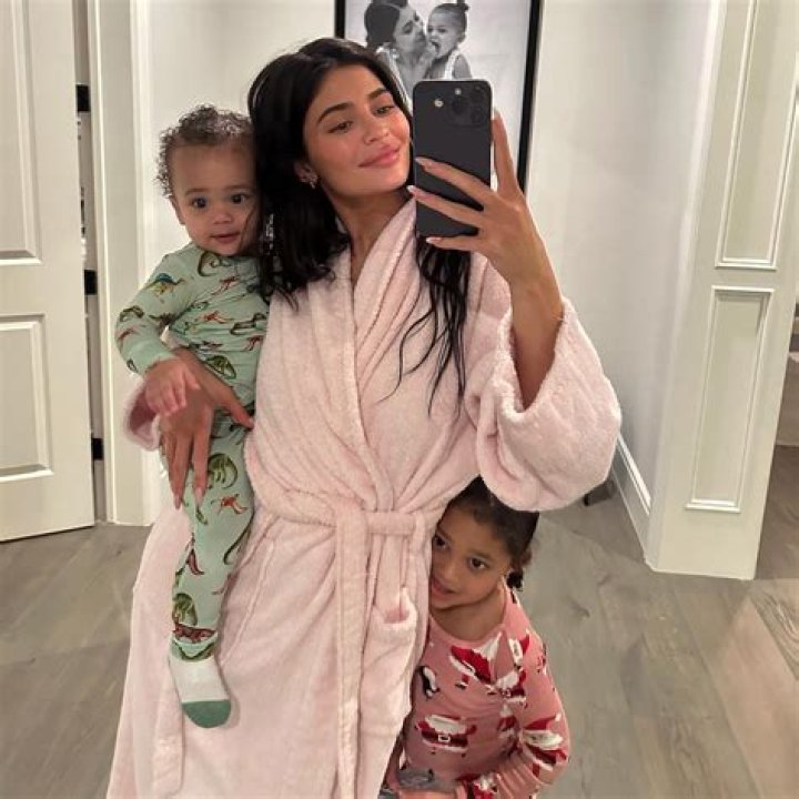 Shop the Same Chic, Cozy Pajama Set as Kris & Kylie Jenner