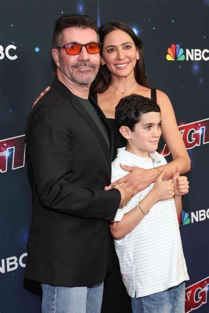 Simon Cowell & Son Eric At ‘America’s Got Talent’ Finale: Photos – Hollywood Life