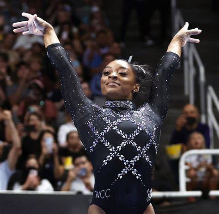 Simone Biles Reacts to Husband Saying He’s the ‘Catch’ in the Marriage – Hollywood Life