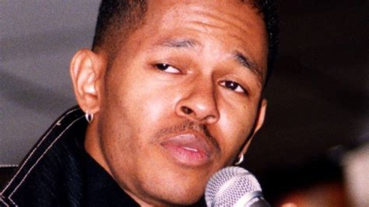 Singer Mourns The Tragic Passing – Hollywood Life