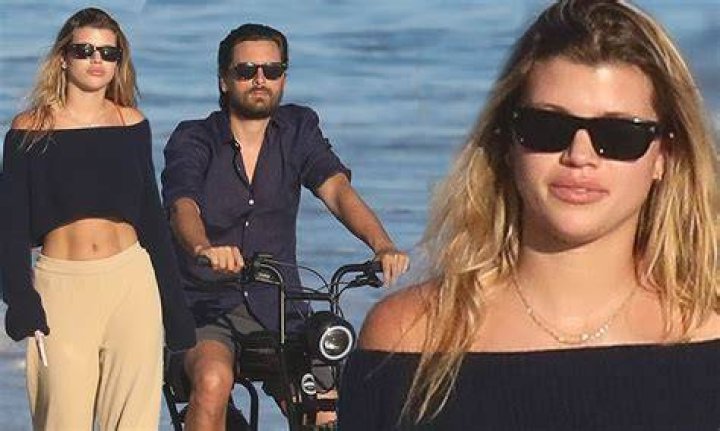 Sofia Richie Talks Scott Disick Relationship & Age Gap Before Split – Hollywood Life