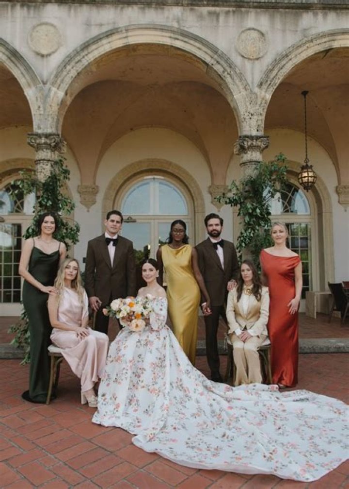 Sophia Bush & Grant Hughes Get Married In Surprise Wedding – Hollywood Life