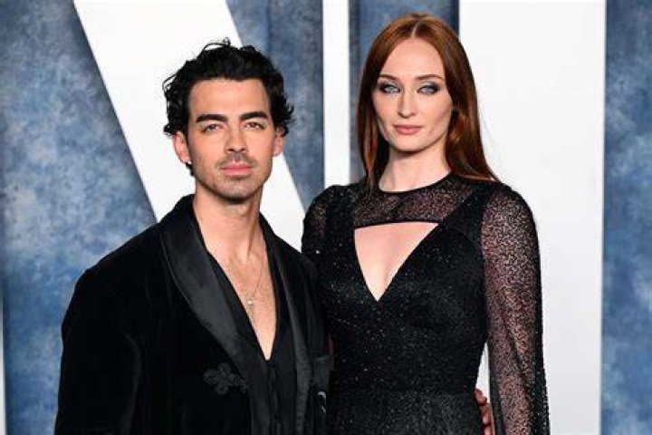 Sophie Turner Rocks Black Shorts With Joe Jonas In New York City – Hollywood Life