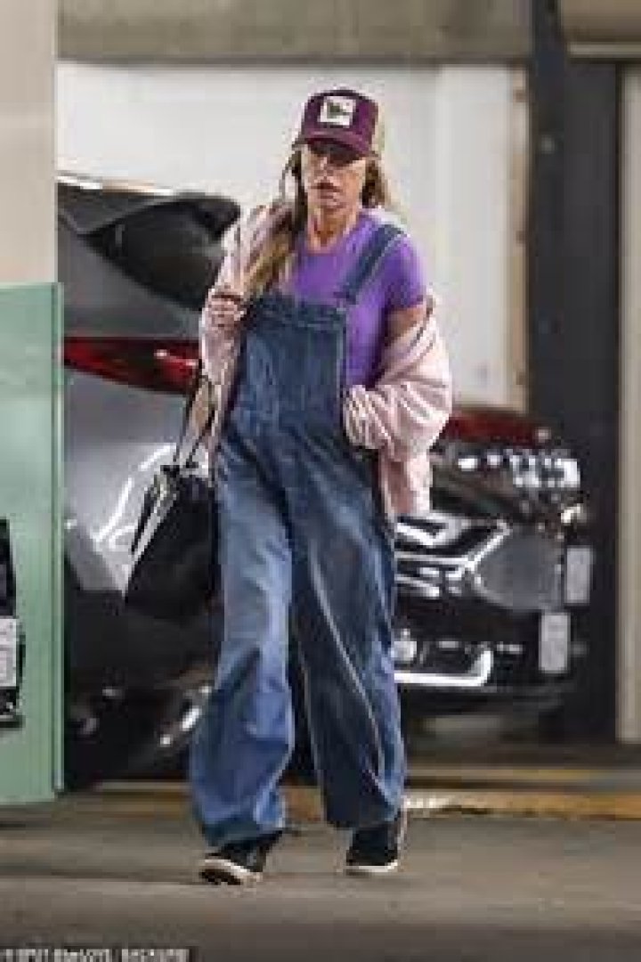 Sophie Turner Steps Out In Loose-Fitting Overalls With Husband Joe Amid Pregnancy Reports