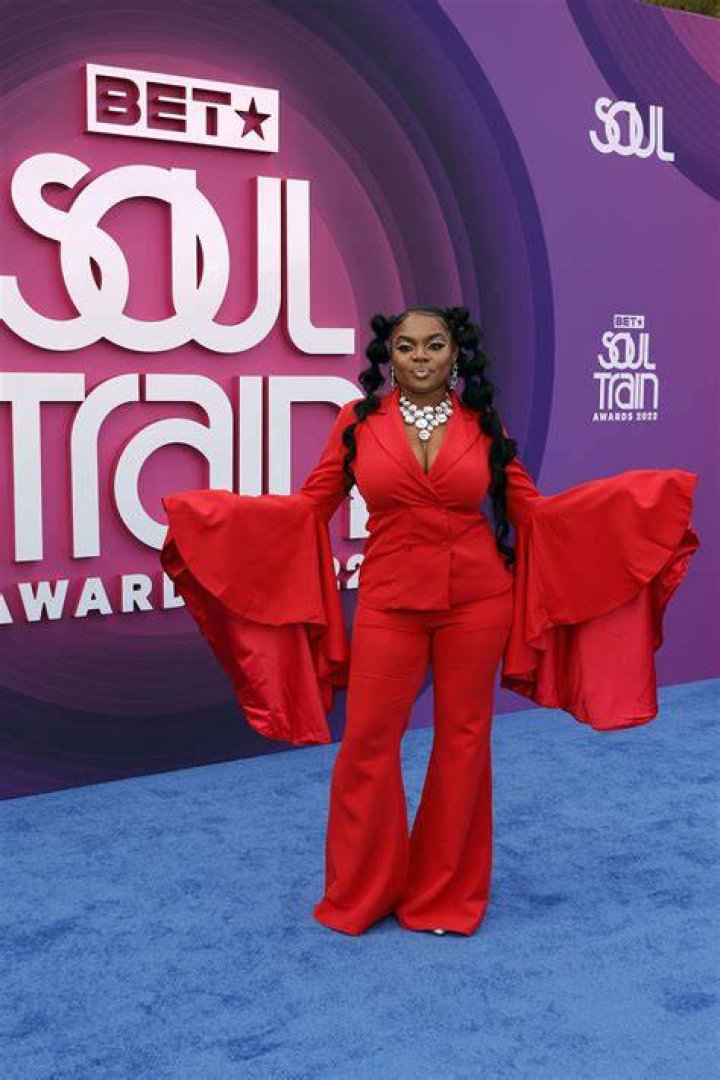 Soul Train Awards 2017 — Red Carpet Photos