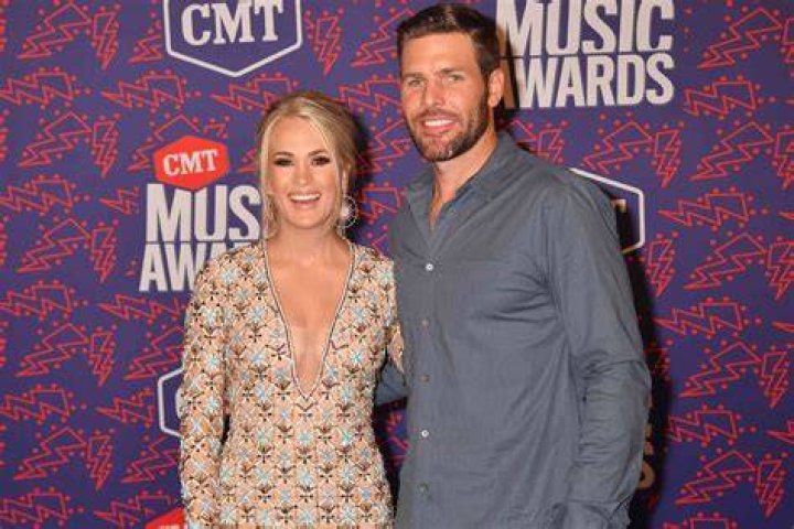 Stars With Rainbow Babies: Carrie Underwood, Mike ‘The Situation’ Sorrentino & More