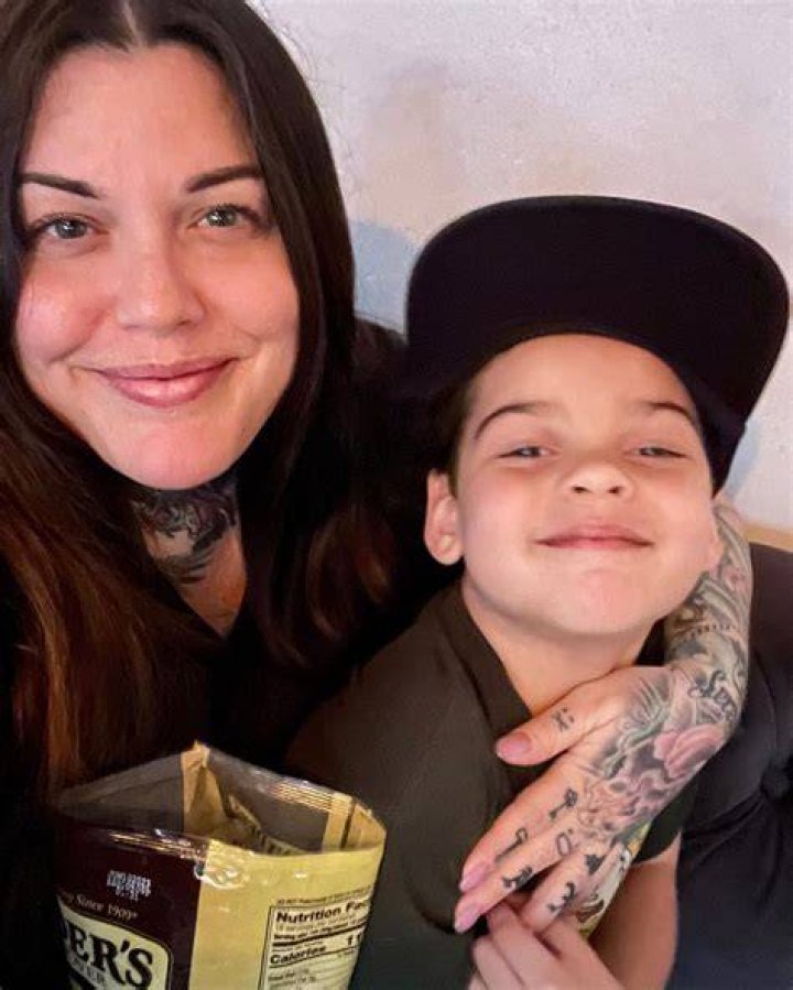 Steven Tyler’s Daughter Mia Escaped Maui Fires – Hollywood Life
