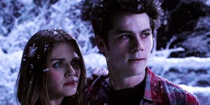 Stiles & Lydia Moments — PHOTOS Of The ‘Teen Wolf’ Couple – Hollywood Life