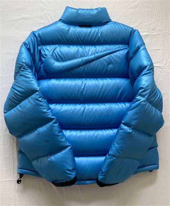 Suri Cruise, 14, Rocks Trendy Baby Blue Puffer During Solo Coffee Run — See Pic