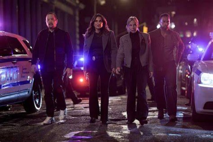 SVU’ Season Premiere — Olivia Tortured By Kidnapper – Hollywood Life