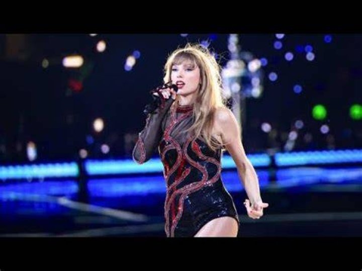 Taylor Swift Fans Are Worried the Pop Star Is ‘Sick’ After Seeing Her Cough During ‘Eras Tour’