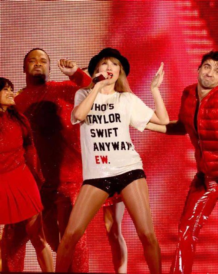 Taylor Swift In Music Video With Future — Shows Off Sexy Dance Moves – Hollywood Life
