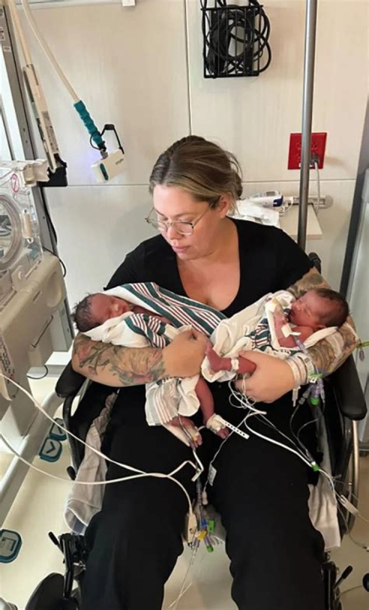 ‘Teen Mom’s Kailyn Lowry Slams Mackenzie Edwards’ Pregnancy– Details  – Hollywood Life