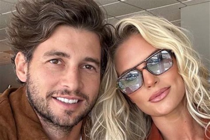 Telenovela Star & Husband Die In Car Accident – Hollywood Life