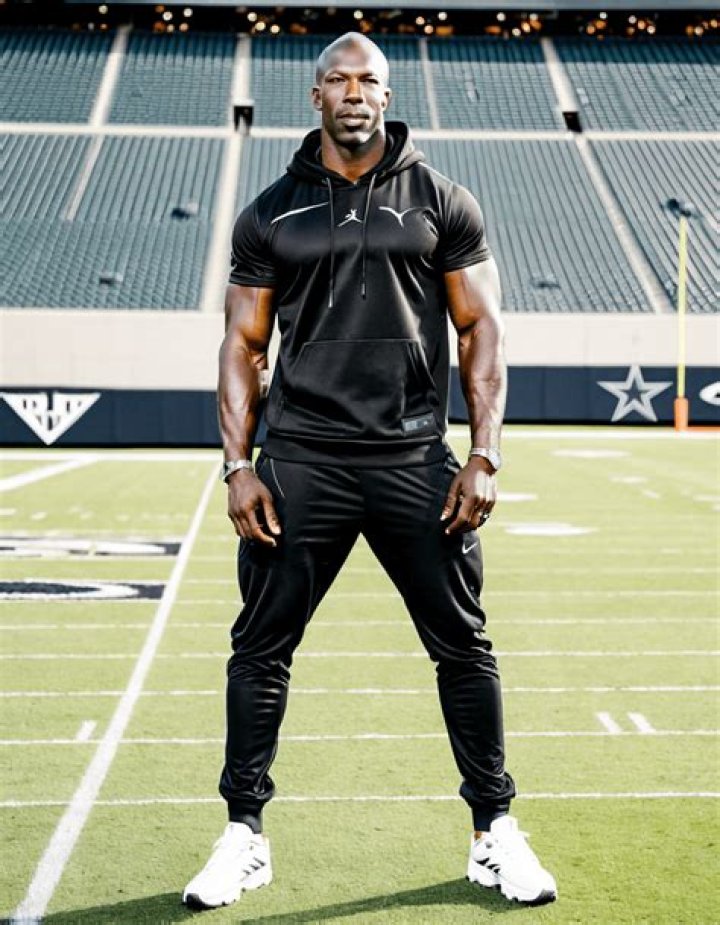 Terrell Owens — PICS