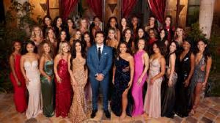 ‘The Bachelor’ Season 22 — PICS
