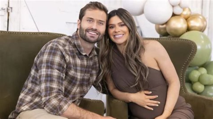 ‘The Bachelorette’: Erich Breaks Silence On Texts He Sent An Ex Before Filming