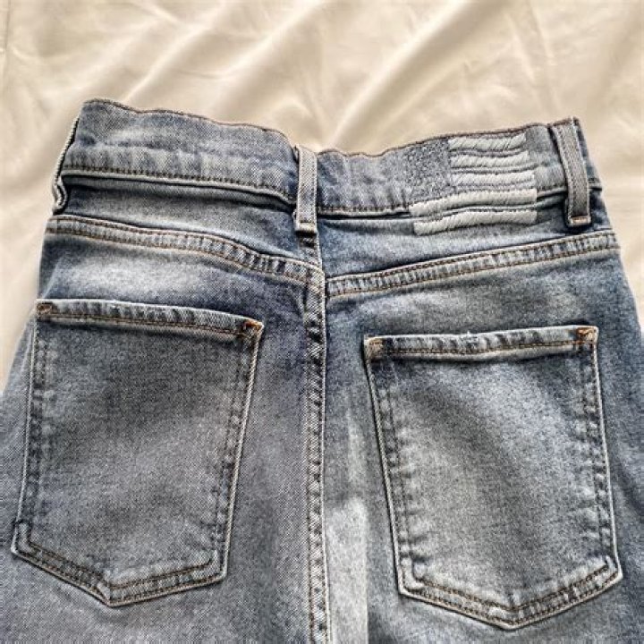 These High Rise Ripped Jeans Similar To Megan Fox’s Are Currently On Sale For Under $40