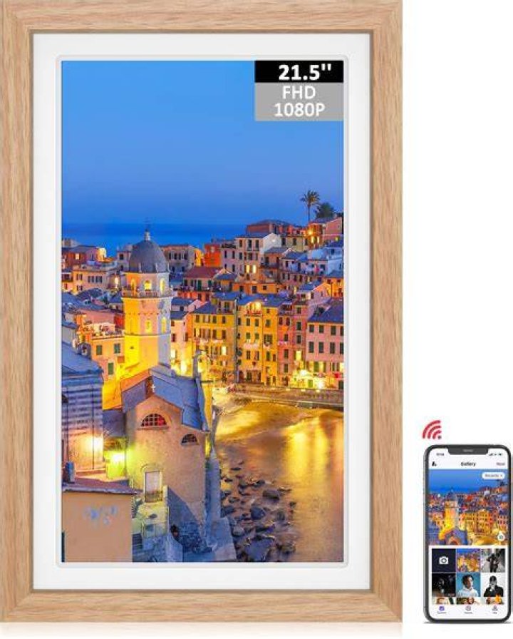 This Digital Picture Frame Displays All Of Your Favorite Photos & Is On Sale For Just $100