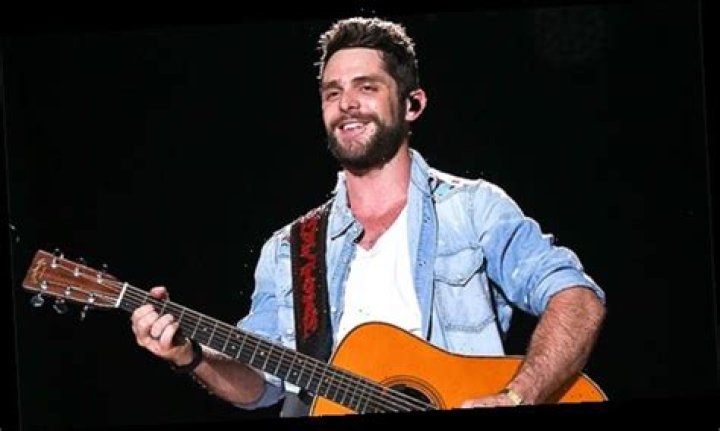 Thomas Rhett’s iHeartRadio Living Room Concert: Watch The Country Star’s At-Home Performance