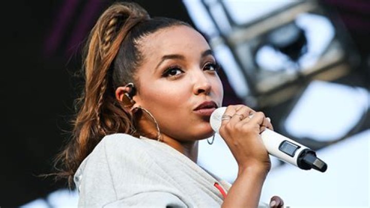 Tinashe Celebrity Profile – Hollywood Life