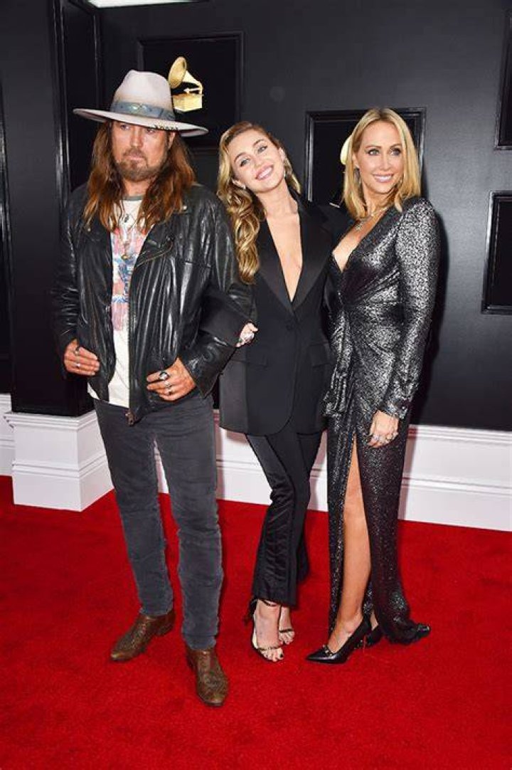 Tish Cyrus Is Dating Dominic Purcell 7 Mos. After Divorcing Billy Ray – Hollywood Life