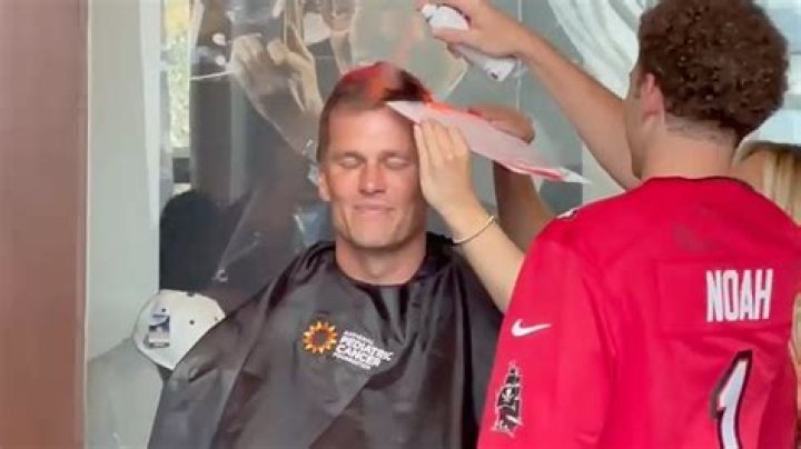 Tom Brady Dyes Hair Red & Orange For Cancer Charity – Hollywood Life