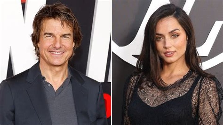 Tom Cruise Apologizes To Couple On Hike Then Jumps Off Cliff: Video – Hollywood Life