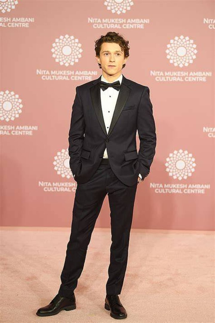 Tom Holland & Zendaya Wow At Mumbai Gala Together: Photos – Hollywood Life