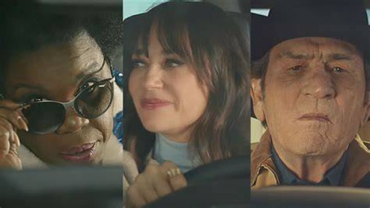 Toyota’s Super Bowl Commercial Has Leslie, Rashida & Tommy Lee Jones – Hollywood Life