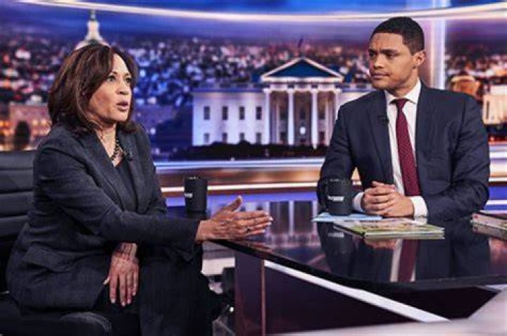 Trevor Noah Thanks Black Women During His Final ‘Daily Show’ Episode – Hollywood Life
