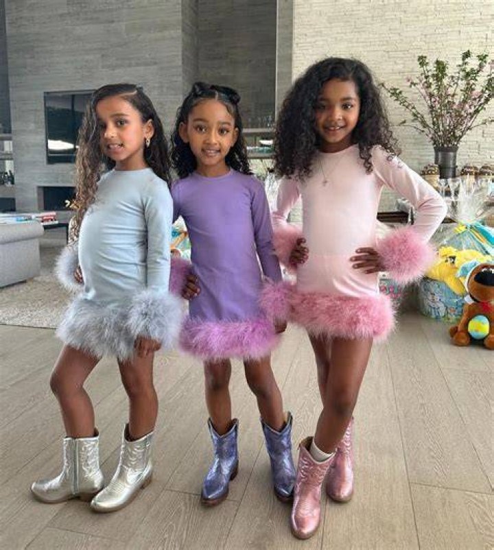 True Thompson, 2, & Chicago West, 3, Dress As Princesses While Playing With Kim’s KKW Lipsticks