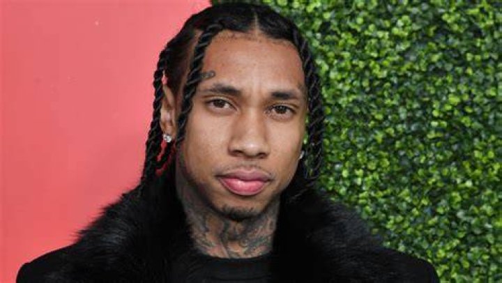 Tyga Flaunts Straight Hair After He Removes Braids – Hollywood Life