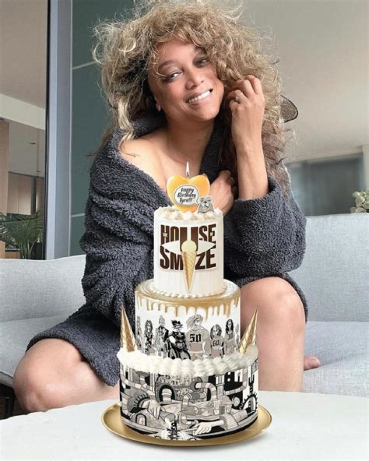 Tyra Banks Celebrates Her 50th Birthday With New Makeup-Free Photos – Hollywood Life