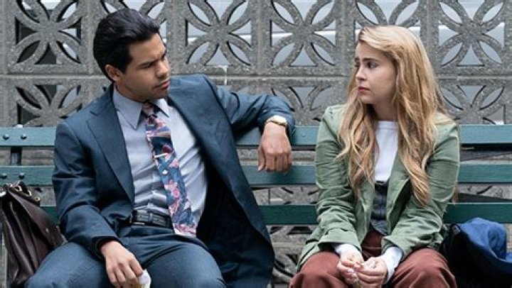 ‘Up Here’s Mae Whitman & Carlos Valdes Tease New Hulu Show: Exclusive – Hollywood Life