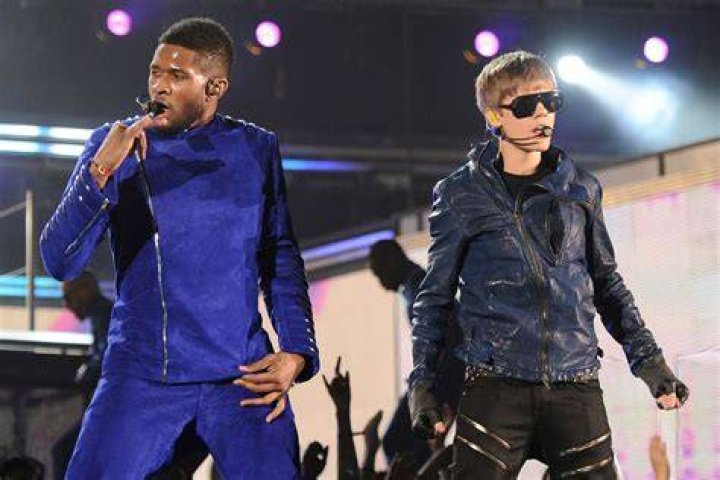 Usher On How ‘No Nonsense’ Mom Helped His Career – Hollywood Life