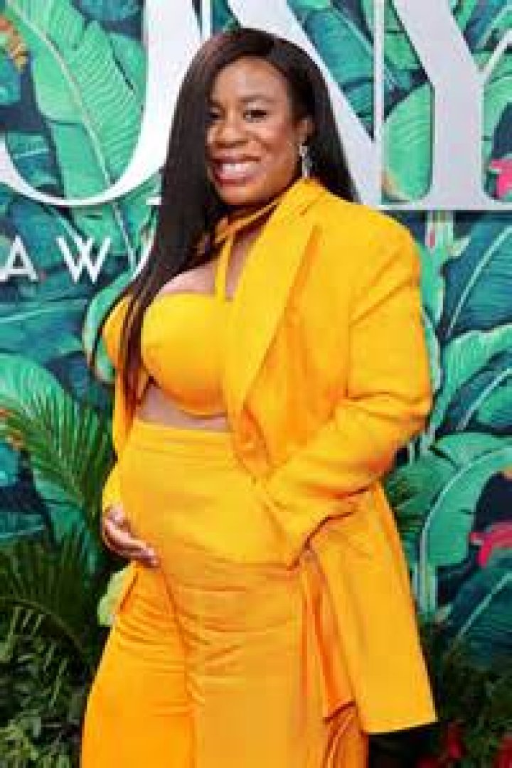 Uzo Aduba Pregnant: ‘Orange Is The New Black’ Star Debuts Baby Bump At The Tonys