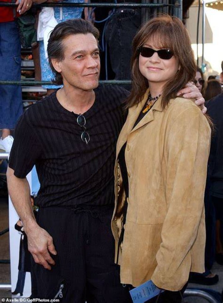 Valerie Bertinelli Mourns Eddie Van Halen With Photos Of Their Romance – Hollywood Life