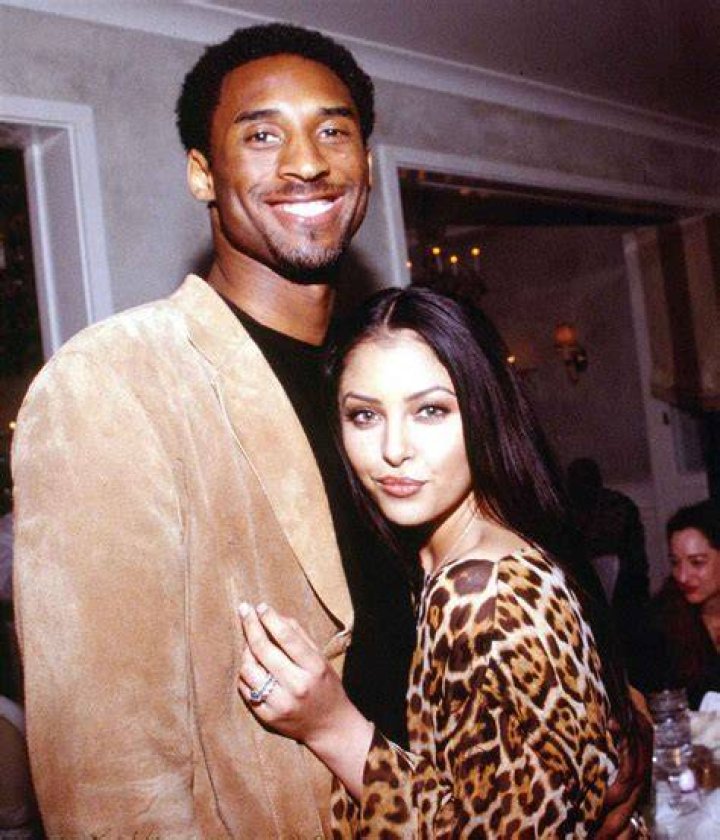 Vanessa Bryant & Kobe Bryant Back Together — End Divorce Proceedings – Hollywood Life