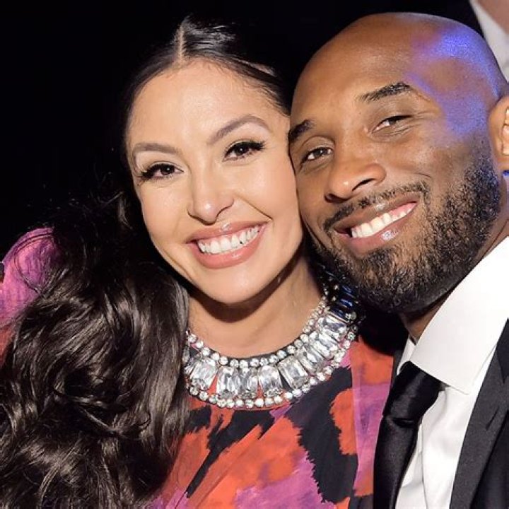 Vanessa Bryant Shows Off Intricate New Artwork Of Kobe & Gianna 5 Mos. After Their Deaths