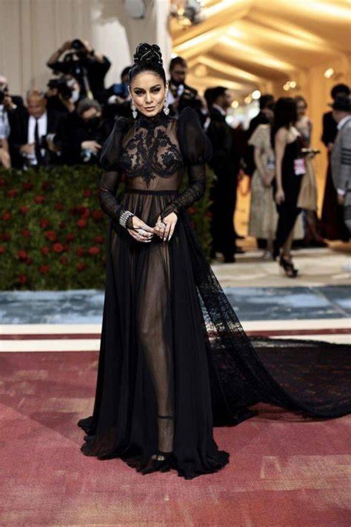 Vanessa Hudgens Goes Goth In Sheer, Black Lace Gown For Met Gala – Hollywood Life