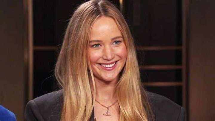 [VIDEO] Jennifer Lawrence’s Sex Toys — Actress Says Maid Found Sexy Things – Hollywood Life