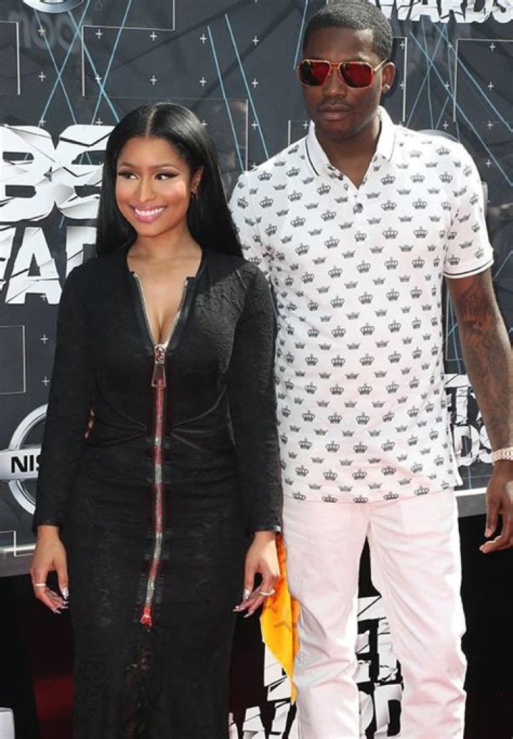 Wants To Be ‘Draped In Diamonds’ Marrying Meek Mill – Hollywood Life
