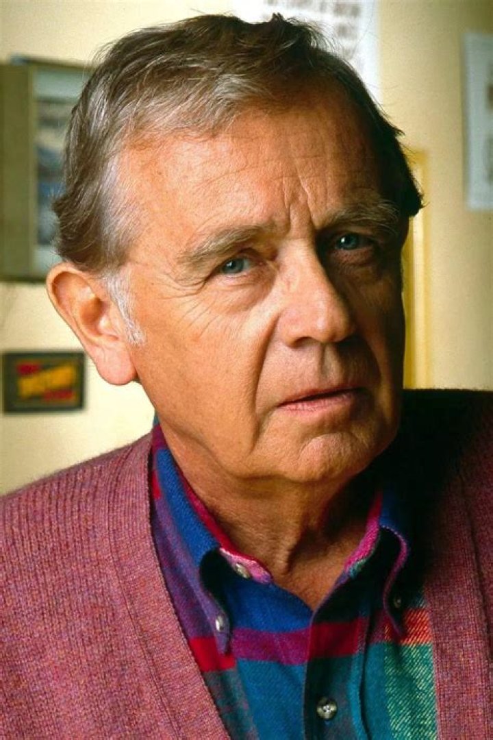 Warren Frost — Pics Of The Beloved Actor