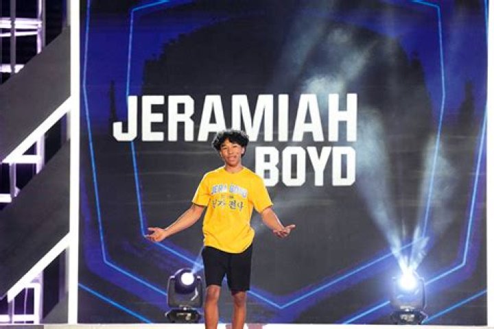 Watch 18-Year-Old Jeramiah Boyd’s Rookie Run – Hollywood Life