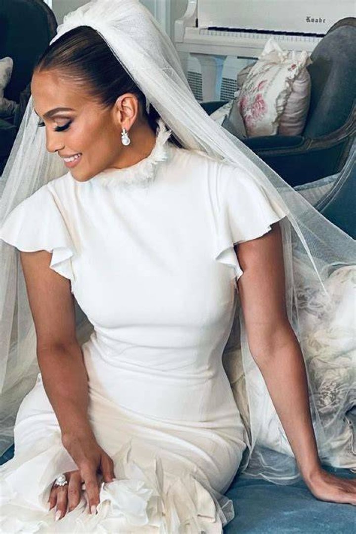 We Can’t Stop Swooning Over This Romantic Recreation Of J.Lo’s Wedding Dress