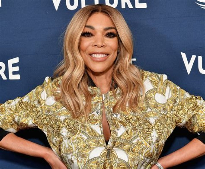 Wendy Williams Says She’s ‘Doing Fabulous’ As She Leaves Miami Wellness Center — Watch
